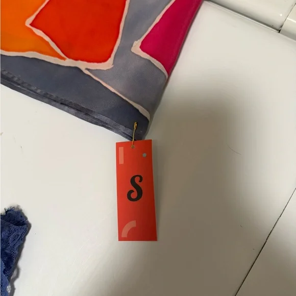 Vibrant Multicolor Scarf - Picture 2 of 4